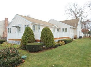 32 Taft St, Wareham, MA 02571