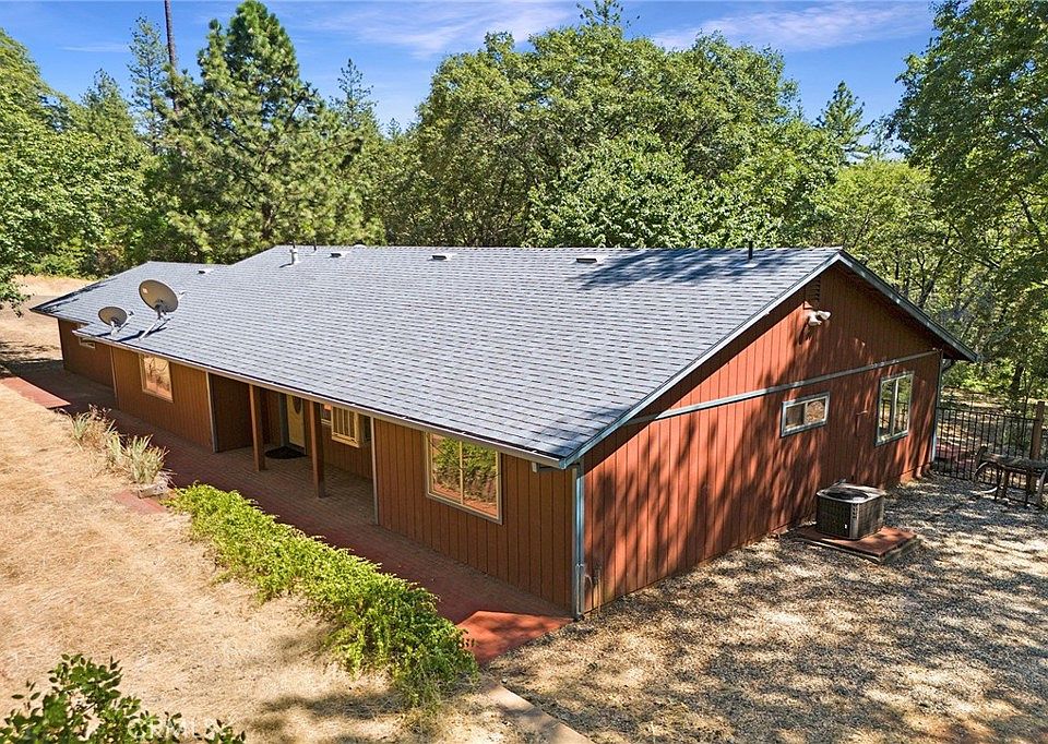 1st image of 4940 Papaya Rd