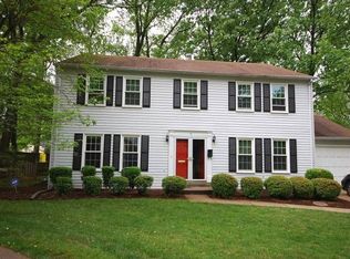 16 Welwyn Way, Rockville, MD 20850