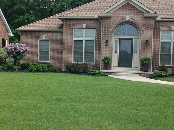 2nd image of 1048 Harvey Dr