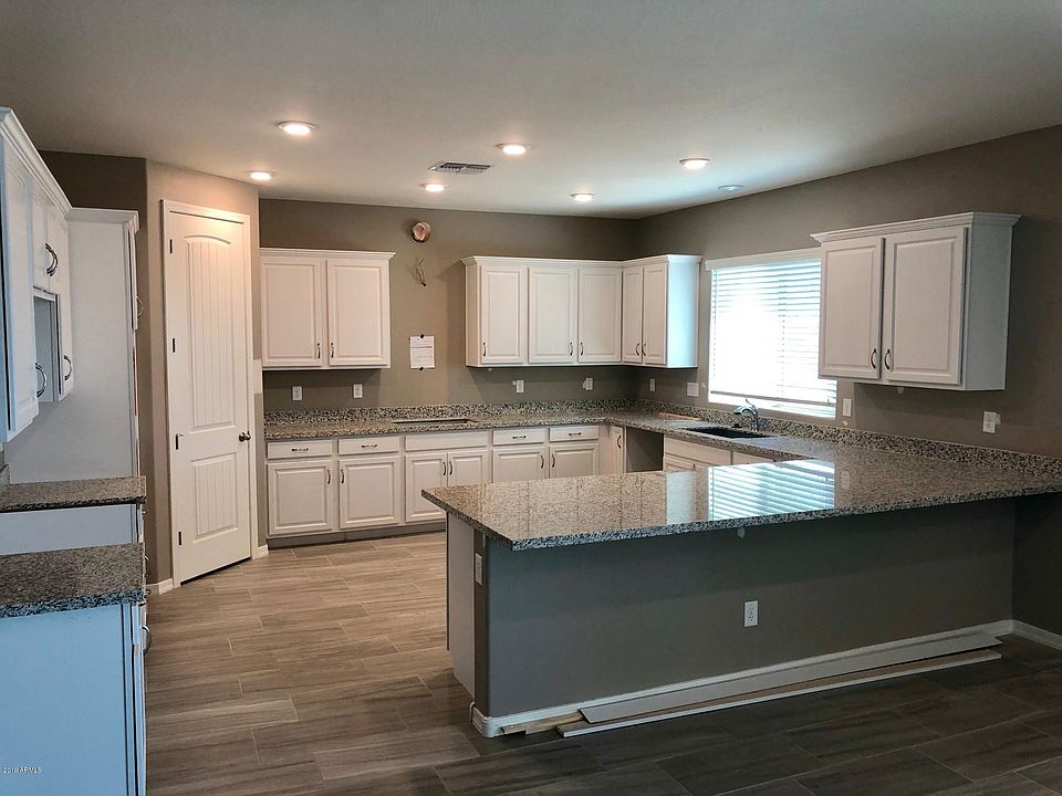 1st image of 8337 N 171st Dr
