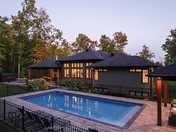 3rd image of 42 Windfield Dr W