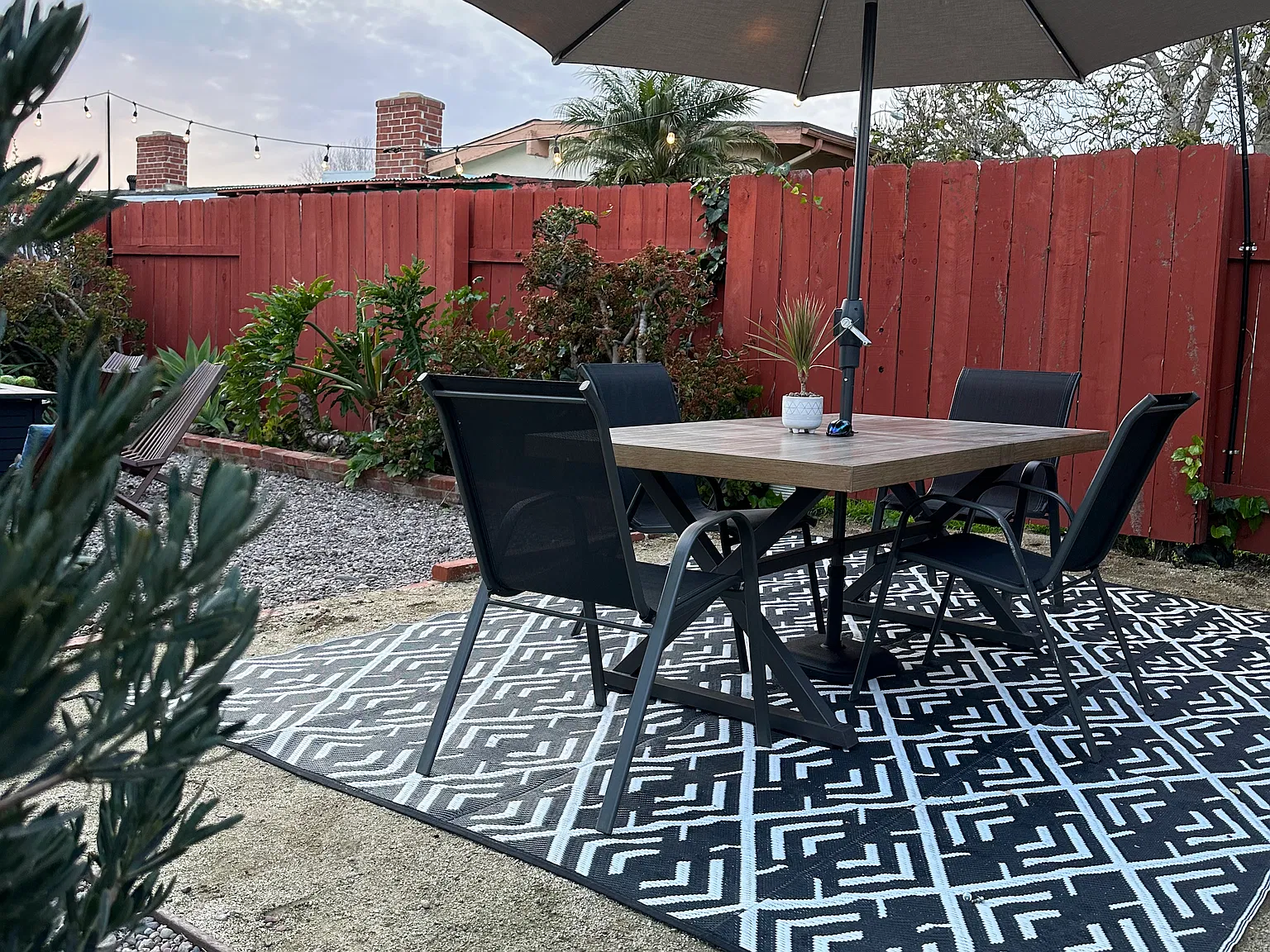 4 bed, 1400 sqft, $5,400 — Photo 3
