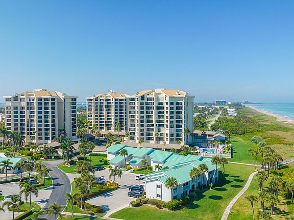 4th image of 2400 S Ocean Drive #C426