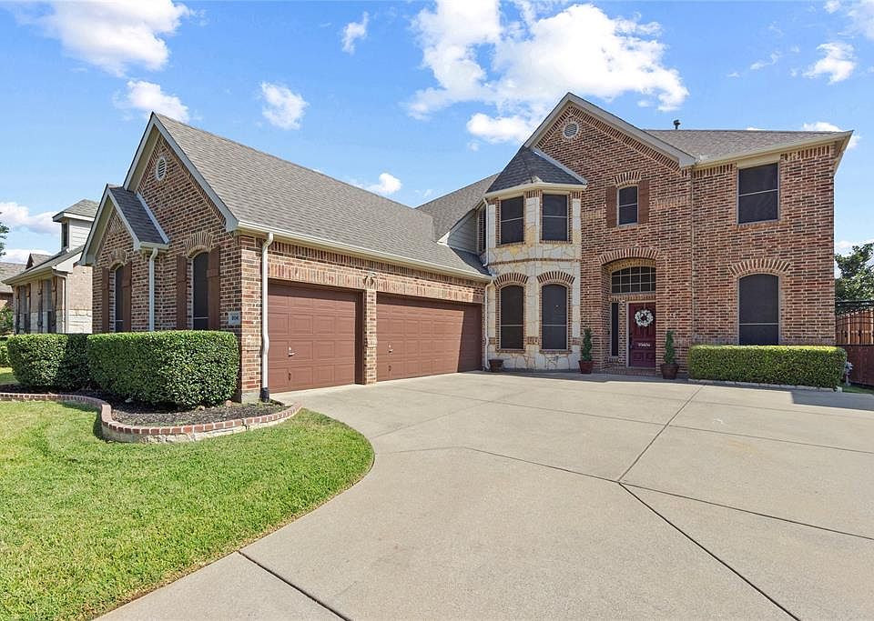 1st image of 204 Barkley Dr