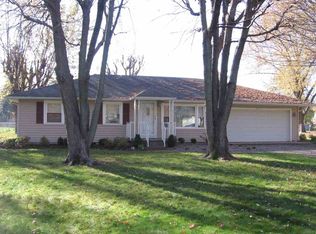 2818 Oakwood Dr, Fort Wayne, IN 46816