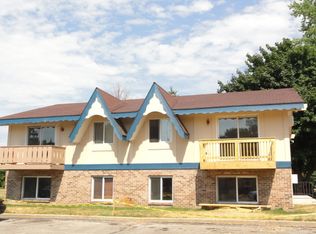 110 E Grove Ave APT L, Michigan Center, MI