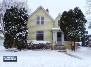 543 Center Ave, Sycamore, IL 60178