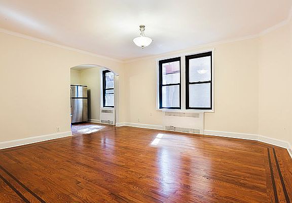 4th image of 95 Lexington Ave APT 1d