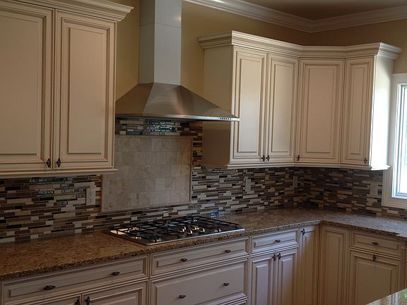 3rd image of 1120 Johnston Dr