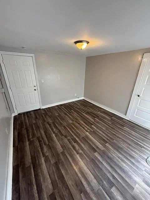 Studio, 400 sqft, $700 — Photo 3
