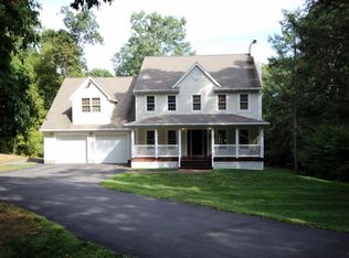 48 Burleigh Rd, New Paltz, NY 12561