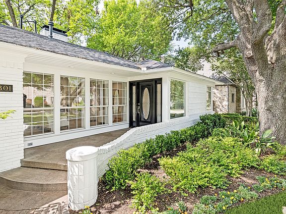 3rd image of 3301 Villanova St