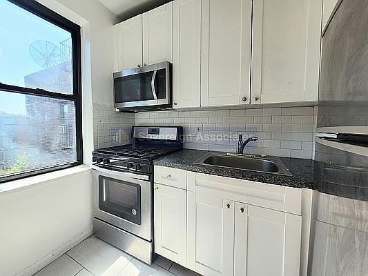 5th image of 50 Overlook Ter APT 6J