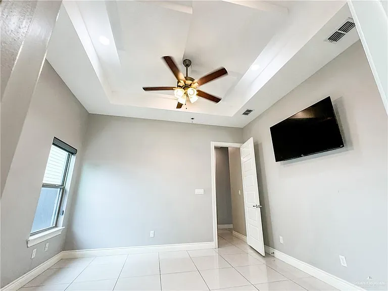 5407 N 36th Ln — Photo 10