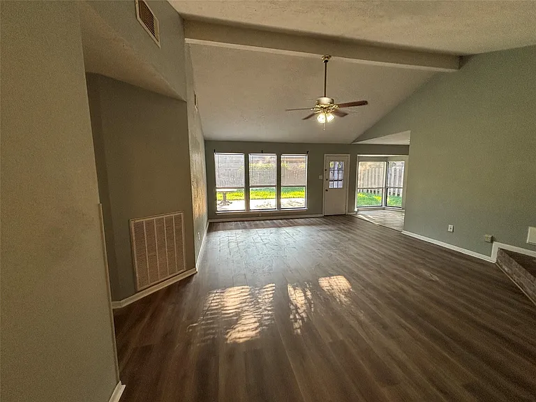 1506 Park Maple Dr — Photo 4