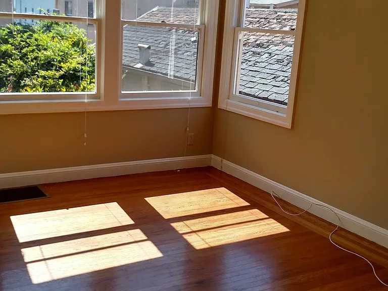 418A Capitol St — Photo 16