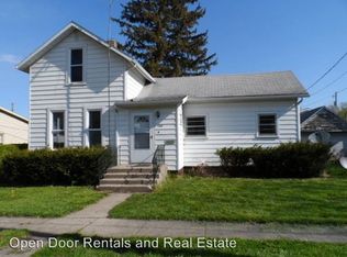 338 W 15th St, Auburn, IN 46706