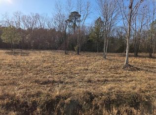 5 Sandy Hill Rd, Courtland, VA 23837