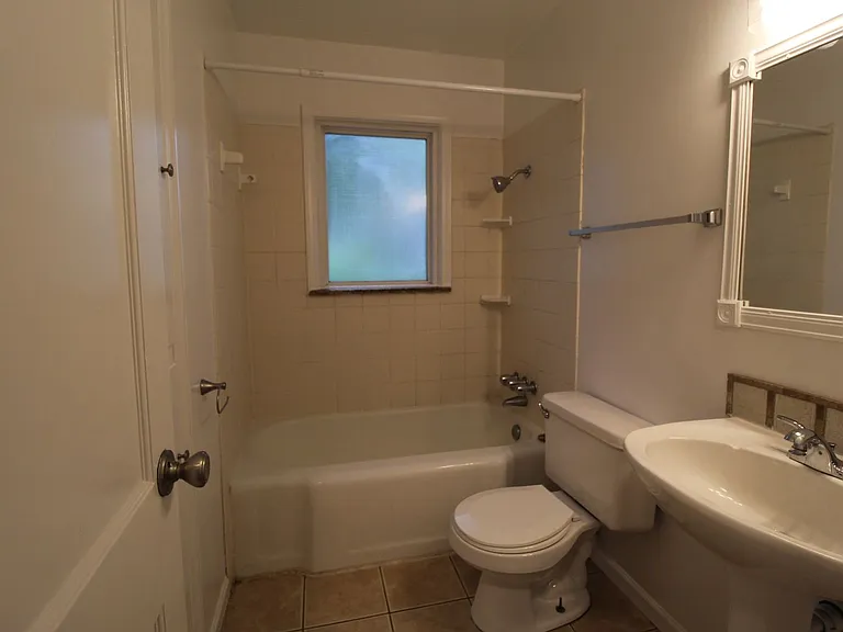 5314 Linden St — Photo 12