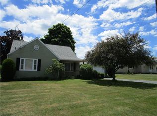 2013 Paul St, Farrell, PA 16121