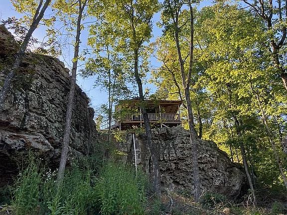 2nd image of 3682 Lute Mountain Rd #B