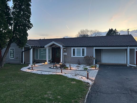 3rd image of 532 N Randall Rd