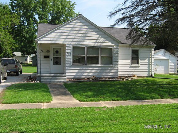 1st image of 855 E College Ave