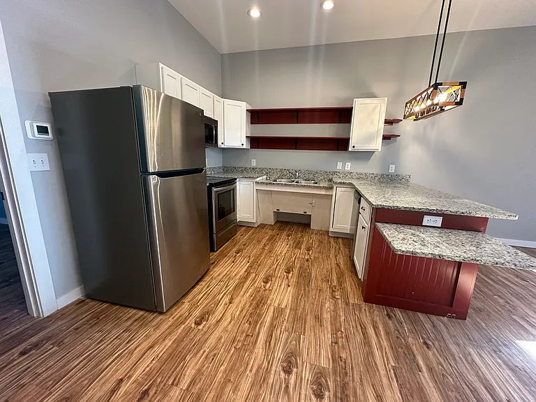 123 W Main St #A — Photo 10