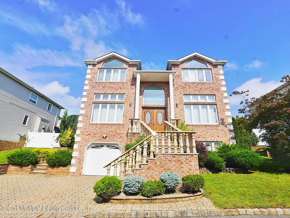 1st image of 27 Sabrina Ln