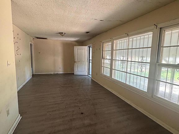 3rd image of 2662 Key St