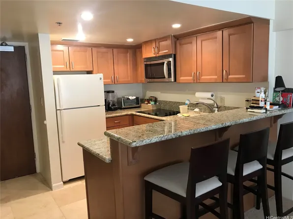 1777 Ala Moana Blvd APT 1319, Honolulu, HI 96815