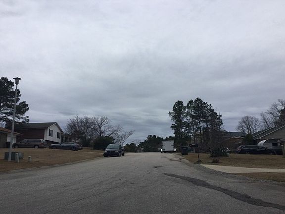 4th image of 7485 Beverly Dr