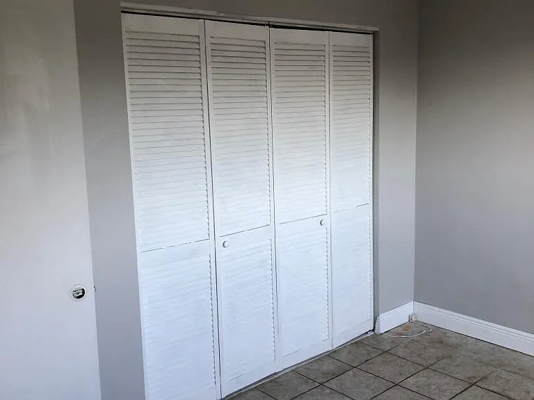 1001 SE 16th St #15 — Photo 13