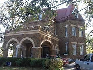1st image of 2657 Fleetwood Ave