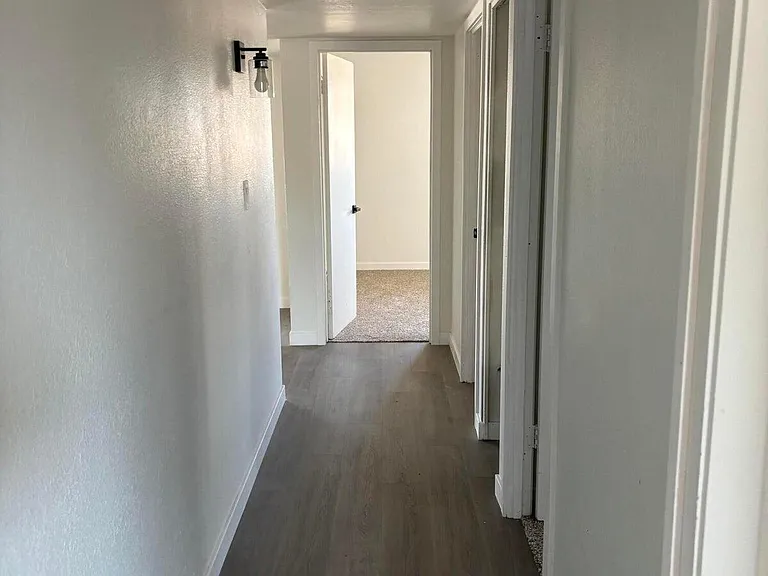 3903 S Juniper St — Photo 9