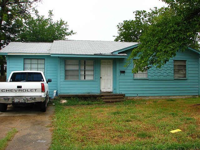 2nd image of 709 Alto Dr