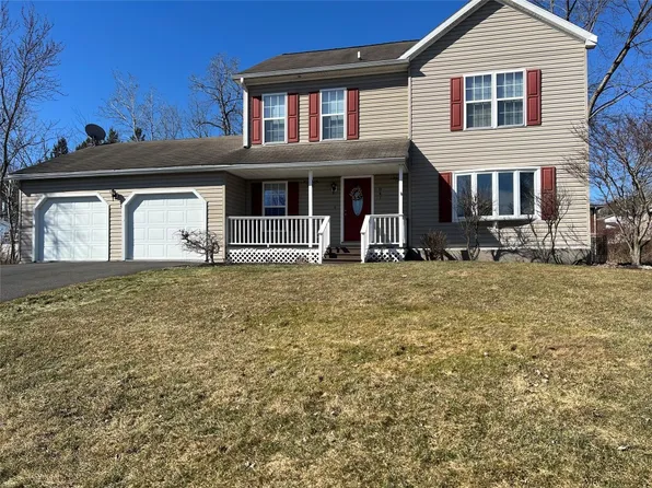 841 Anne Ln, Endicott, NY 13760