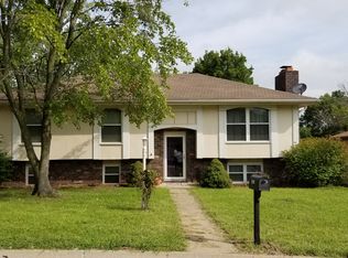 4501 Llama Ln, Saint Joseph, MO 64506