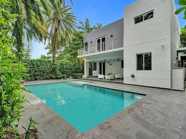 6340 SW 80th St — Photo 3