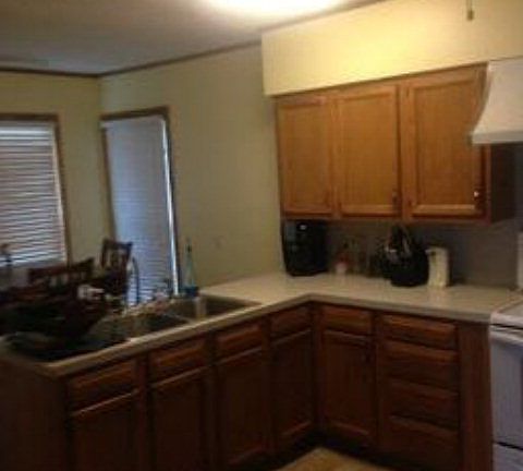 5th image of 1506 Dotsy Ave