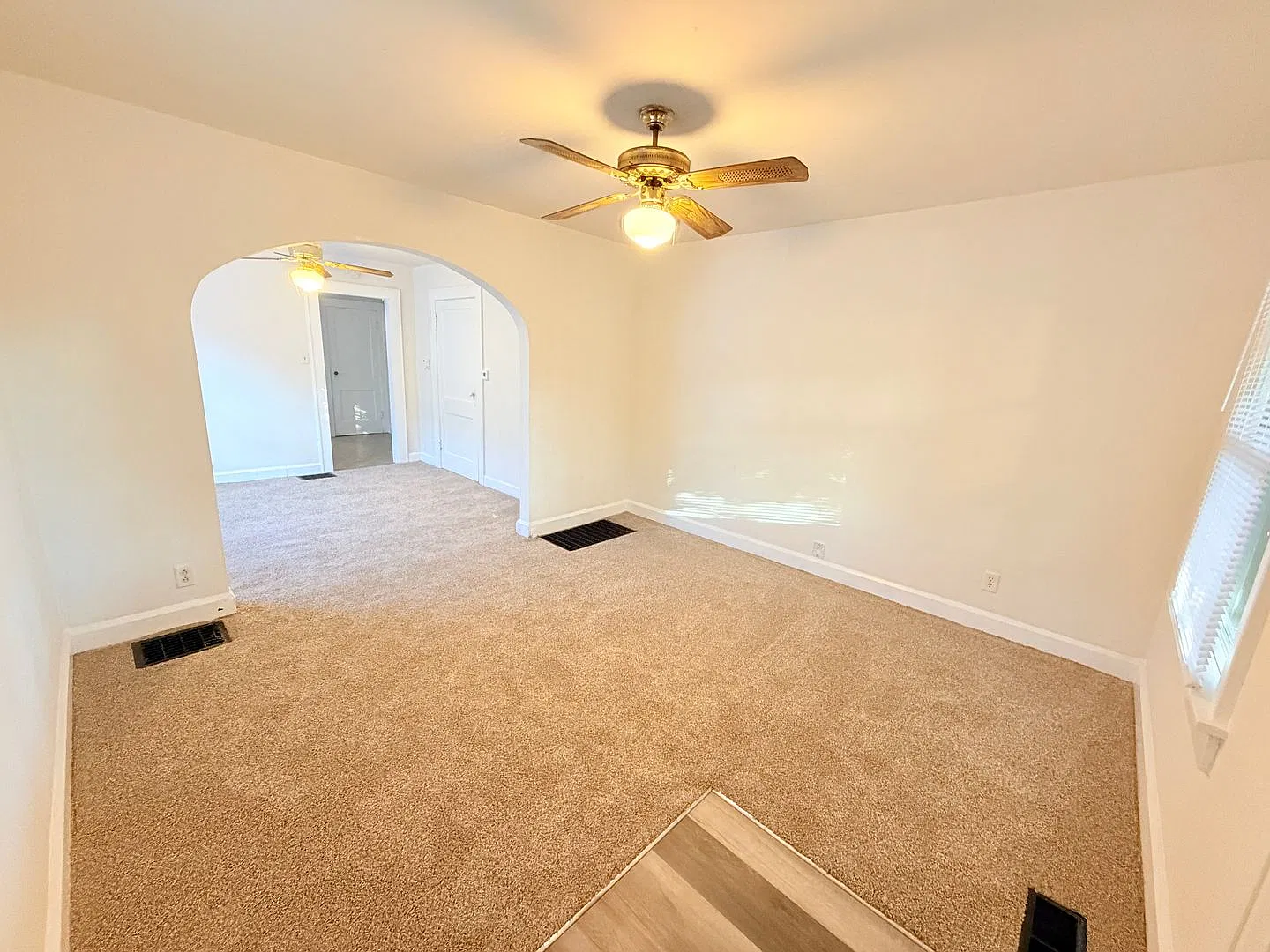 Now Showing: 1 Bedroom/1 Bathroom Duplex Located At 1248 N Colorado Ave. In Indianapolis, In — Photo 3