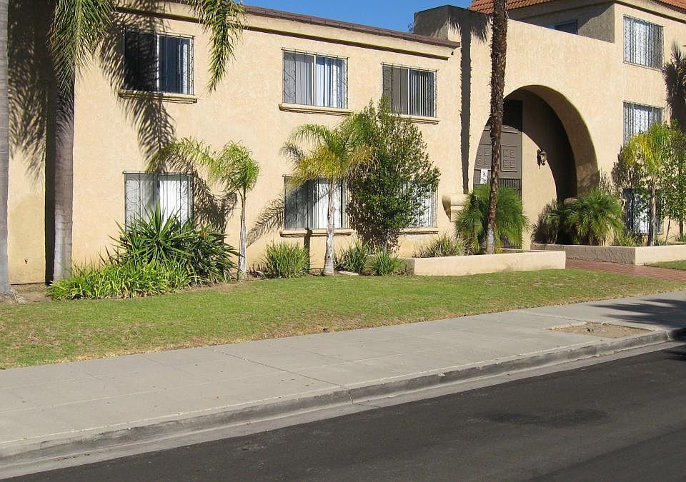 1st image of 10939 Del Norte St APT 204