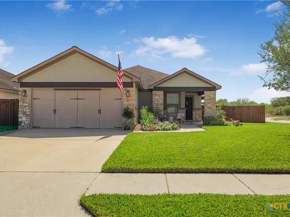 101 Gabbiano Ct, Victoria, TX 77904