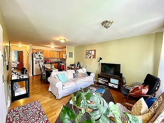 1st image of 238 10th St APT 4