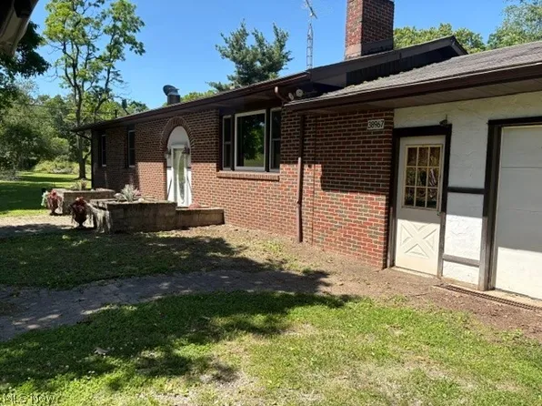 38967 State Route 39, Salineville, OH 43945
