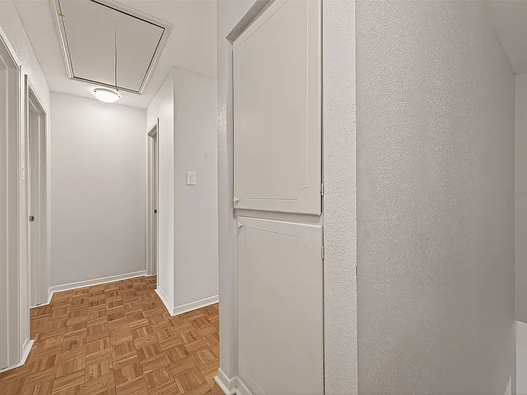 6404 Burgoyne Rd #159 — Photo 38