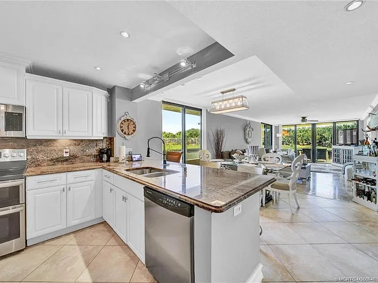 10680 S Ocean Dr #G1 — Photo 8