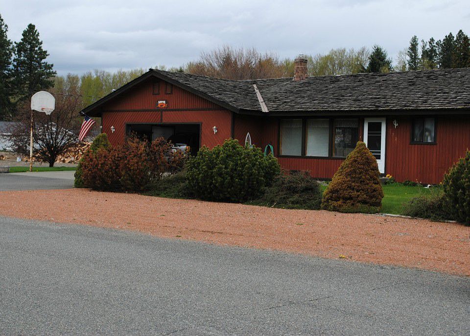 1st image of 520 Broadway Ave