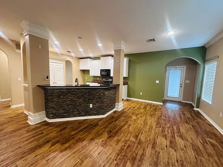 6017 Tapestry Dr — Photo 34